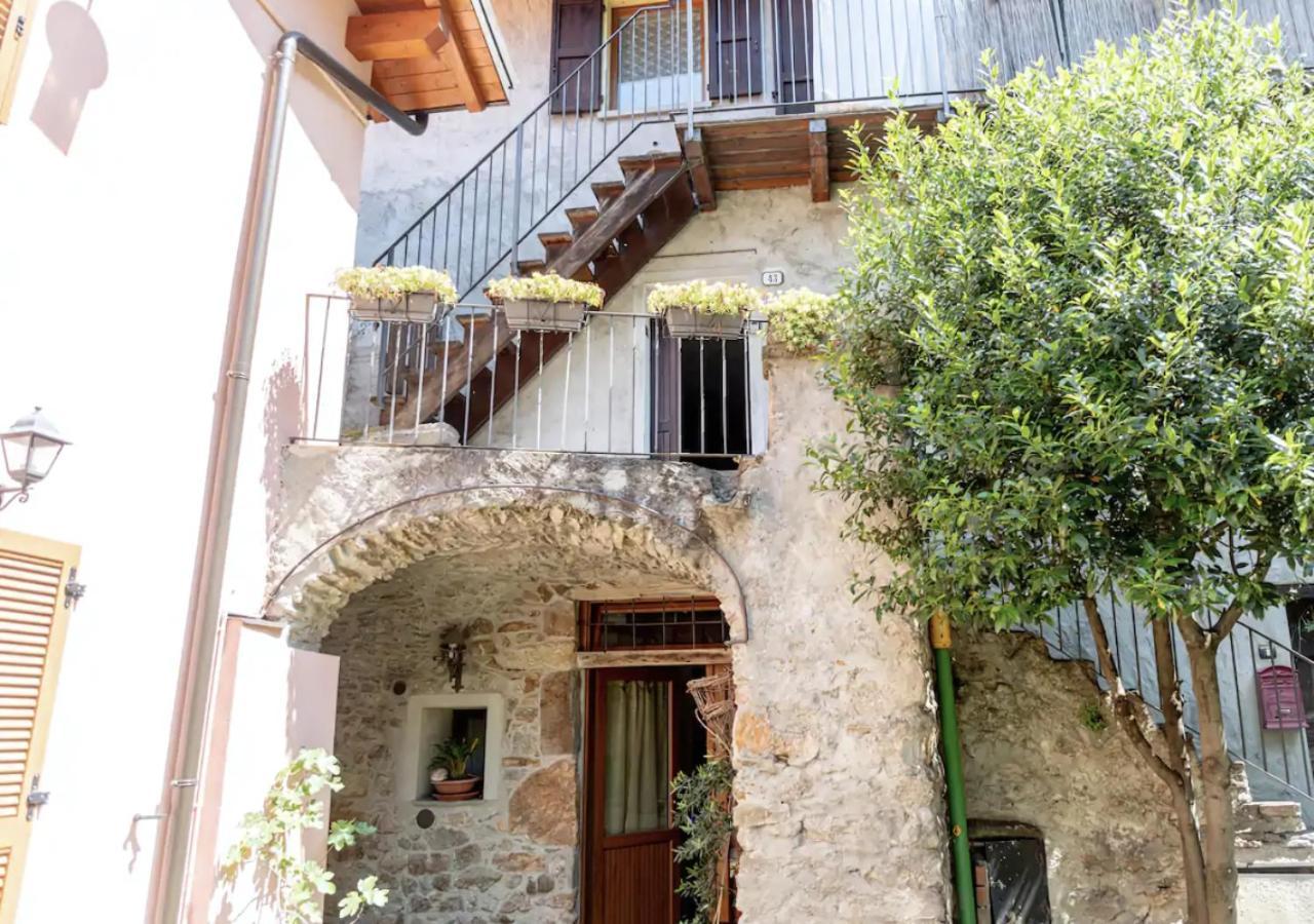 Casa Del Borgo: Appartamento Immerso Nel Verde A/C Bellano Zewnętrze zdjęcie
